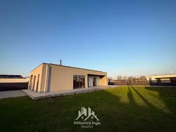 , 132 <sup>2</sup>,  1