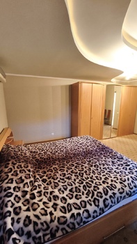 , 290 <sup>2</sup>,  2,  4