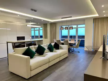 2 . , 105 <sup>2</sup>, 21/22 