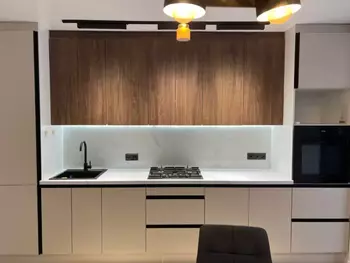 1 ��. ��������, 42 �<sup>2</sup>, 10/10 ������