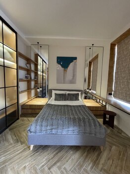 1 ���. ��������, 42 �<sup>2</sup>, 9/9 ����