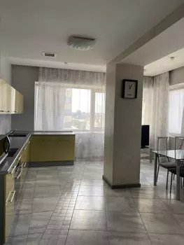 4 ���. ��������, 150 �<sup>2</sup>, 9/28 ����