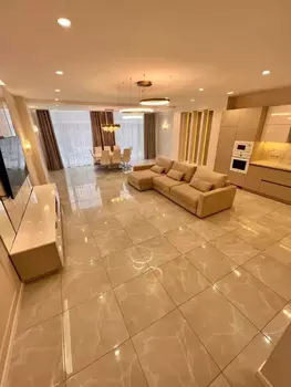 4 ��. ��������, 160 �<sup>2</sup>, 2/6 ������