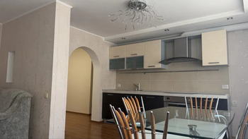 2 ��. ��������, 66 �<sup>2</sup>, 1/9 ������