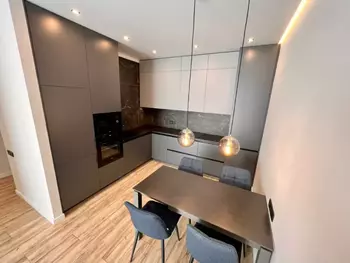 2 ��. ��������, 60 �<sup>2</sup>, 3/14 ������