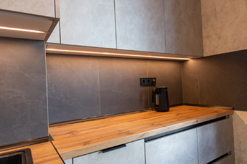 1 ���. ��������, 45 �<sup>2</sup>, 8/22 ����