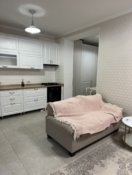 1 ���. ��������, 95 �<sup>2</sup>, 9/10 ����