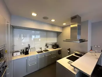 4 . , 177 <sup>2</sup>, 14/28 