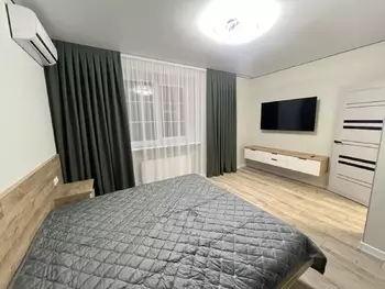 1 ���. ��������, 45 �<sup>2</sup>, 4/10 ����