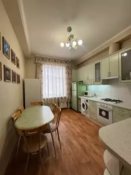 2 ��. ��������, 62 �<sup>2</sup>, 4/5 ������