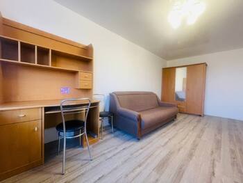 1 ��. ��������, 32.6 �<sup>2</sup>, 8/12 ������