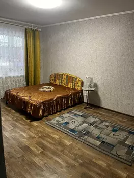 1 ���. ��������, 37 �<sup>2</sup>, 1/9 ����