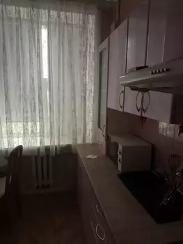 2 ��. ��������, 46 �<sup>2</sup>, 4/3 ������