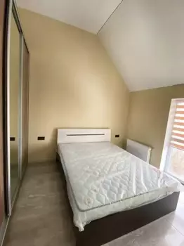 2 ���. ��������, 45 �<sup>2</sup>, 4/4 ����