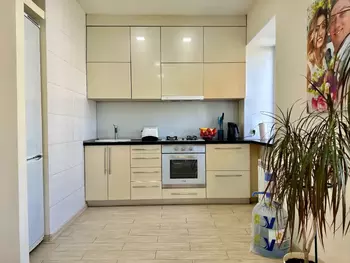 2 ��. ��������, 48 �<sup>2</sup>, 5/5 ������