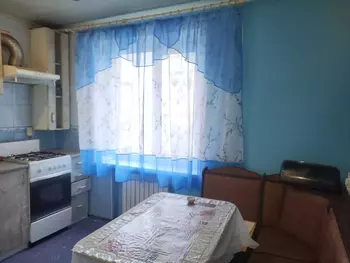 1 ��. ��������, 42 �<sup>2</sup>, 6/9 ������