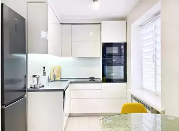 3 . , 67 <sup>2</sup>, 8/9 