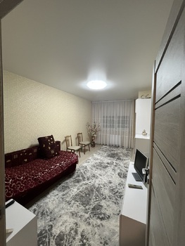 1 ��. ��������, 43 �<sup>2</sup>, 18/25 ������