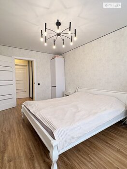 2 ��. ��������, 43 �<sup>2</sup>, 4/5 ������