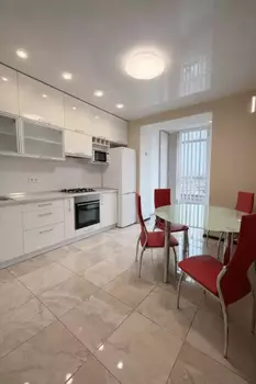 3 ��. ��������, 67 �<sup>2</sup>, 4/12 ������