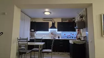 3 ���. ��������, 87 �<sup>2</sup>, 9/9 ����