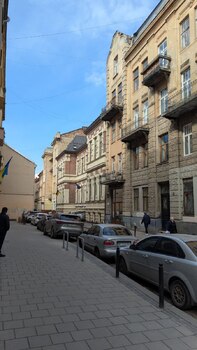 1 ���. ��������, 46 �<sup>2</sup>, 4/4 ����