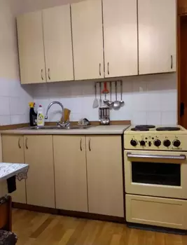 1 ���. ��������, 40 �<sup>2</sup>, 8/12 ����