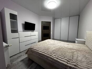 1 ��. ��������, 44 �<sup>2</sup>, 6/12 ������