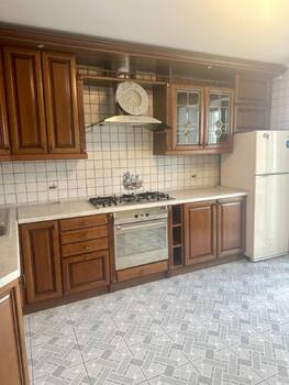 3 ��. ��������, 80 �<sup>2</sup>, 5/10 ������