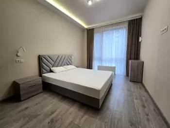 2 ��. ��������, 50 �<sup>2</sup>, 8/10 ������