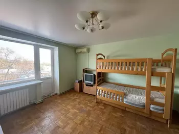 2 ��. ��������, 50 �<sup>2</sup>, 3/10 ������