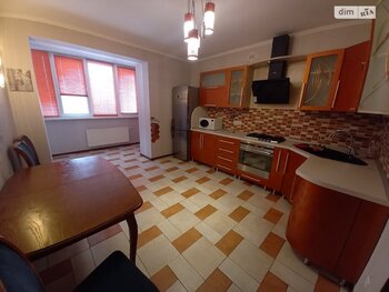 3 ��. ��������, 100 �<sup>2</sup>, 4/9 ������