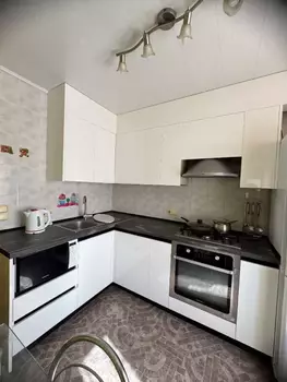 2 ���. ��������, 50 �<sup>2</sup>, 10/10 ����