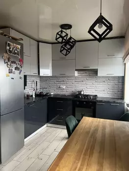 4 . , 80 <sup>2</sup>, 8/9 