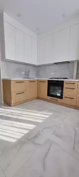 3 ��. ��������, 77 �<sup>2</sup>, 6/11 ������