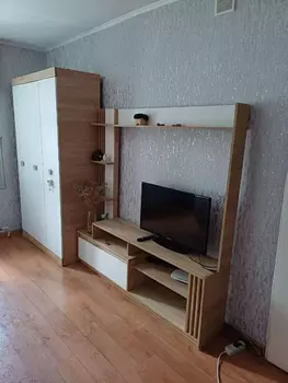 1 . , 37 <sup>2</sup>, 3/3 