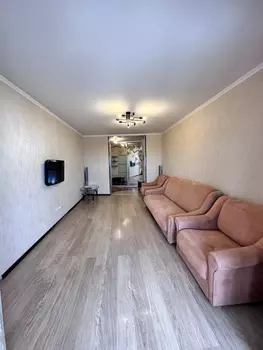 3 ��. ��������, 70 �<sup>2</sup>, 8/16 ������