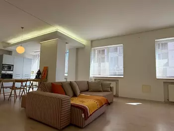 3 ��. ��������, 157 �<sup>2</sup>, 4/10 ������