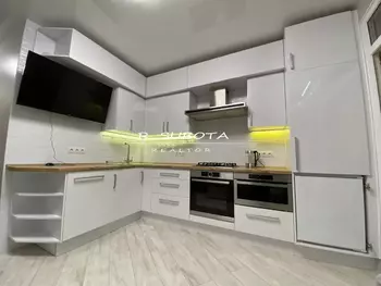 2 ��. ��������, 44 �<sup>2</sup>, 9/12 ������