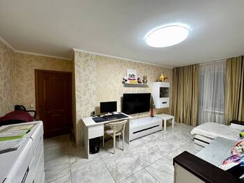 3 ��. ��������, 67 �<sup>2</sup>, 6/9 ������