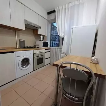 2 ���. ��������, 43 �<sup>2</sup>, 1/5 ����