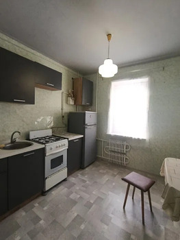 1 ���. ��������, 37 �<sup>2</sup>, 2/9 ����