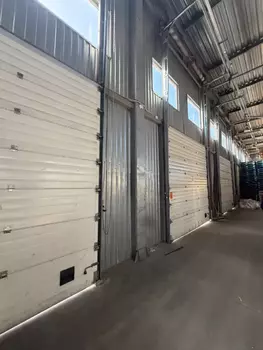 ��������� ���������, 3700 �<sup>2</sup>