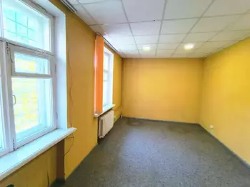  , 18 <sup>2</sup>, 4/4 