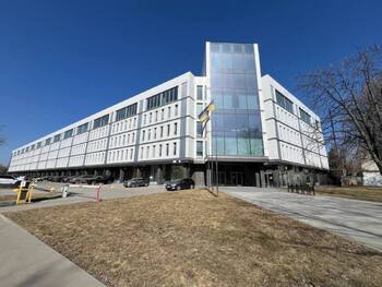 ��� �����, 140 �<sup>2</sup>, 2/5 ����