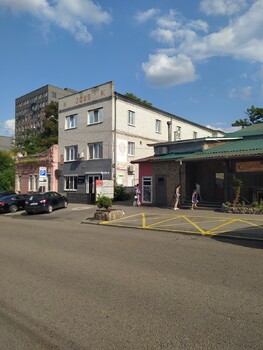 ��� �����, 100 �<sup>2</sup>, 3/3 ������