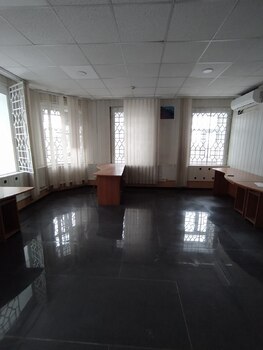 ��� �����, 32.7 �<sup>2</sup>, 3/3 ����