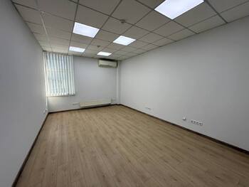 ��� �����, 87 �<sup>2</sup>, 3/3 ������