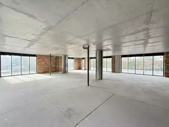  , 235 <sup>2</sup>, 1/1 