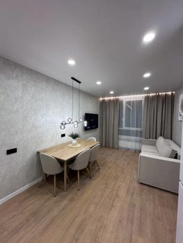 1 ��. ��������, 43 ��. �., 17/21 ������